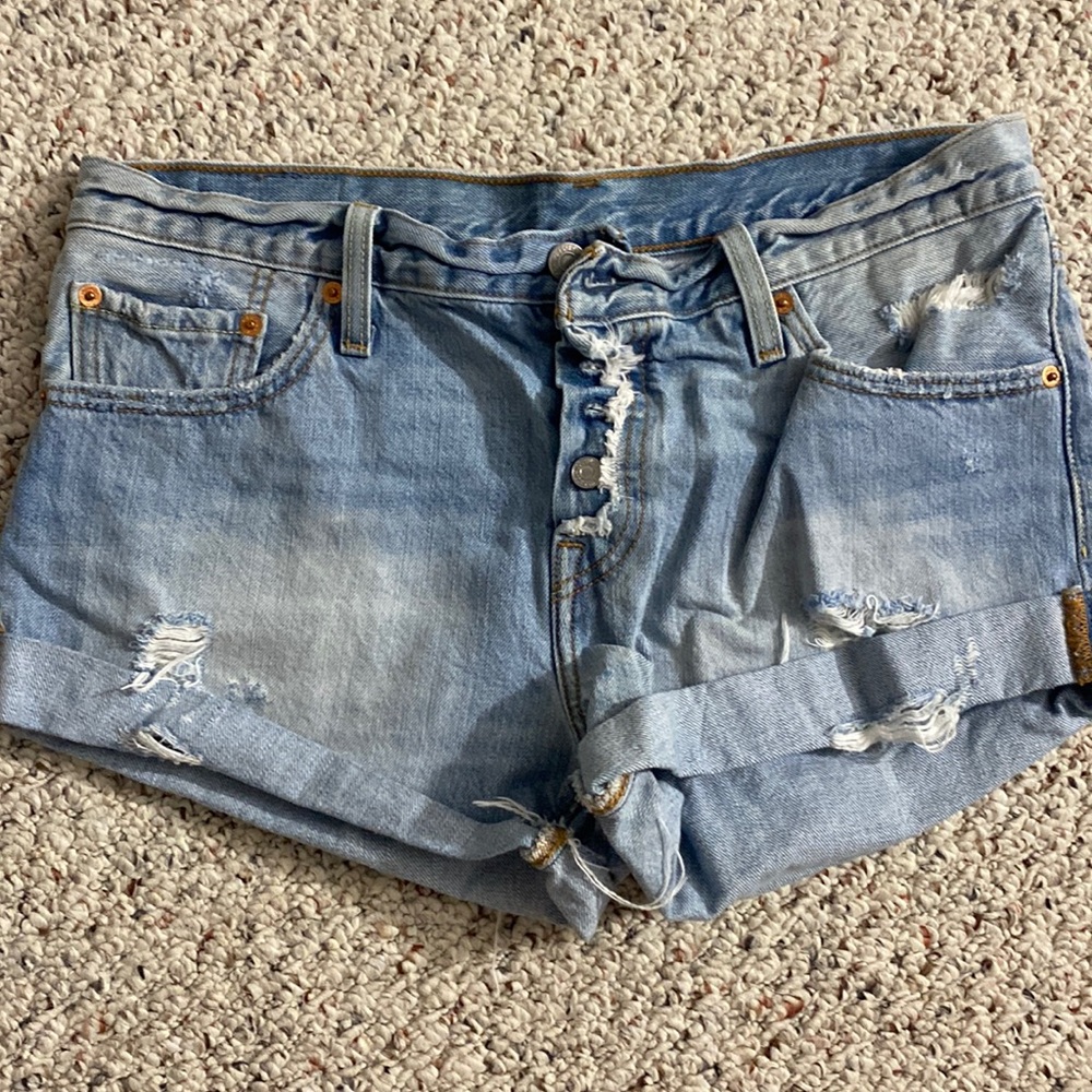 Levi’s jean shorts